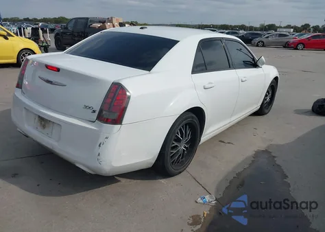 2014 Chrysler 300 300S из США, поврежденный, VIN 2C3CCABG6EH344153